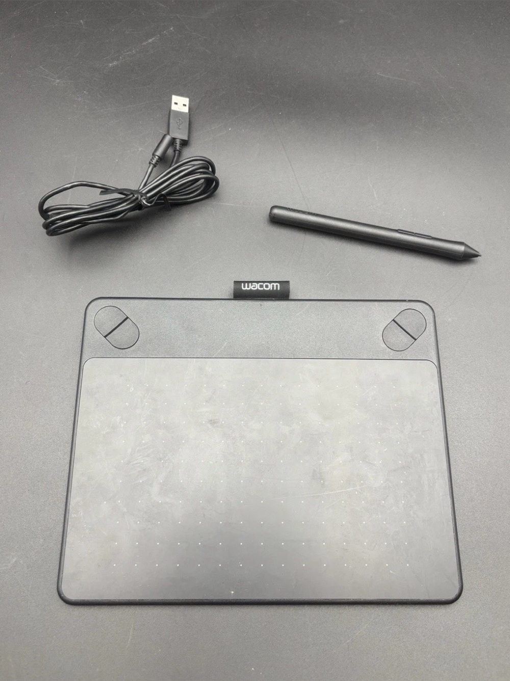 Wacom Intuos Creative Pen & Touch Tablet (Black) - Great Condition!